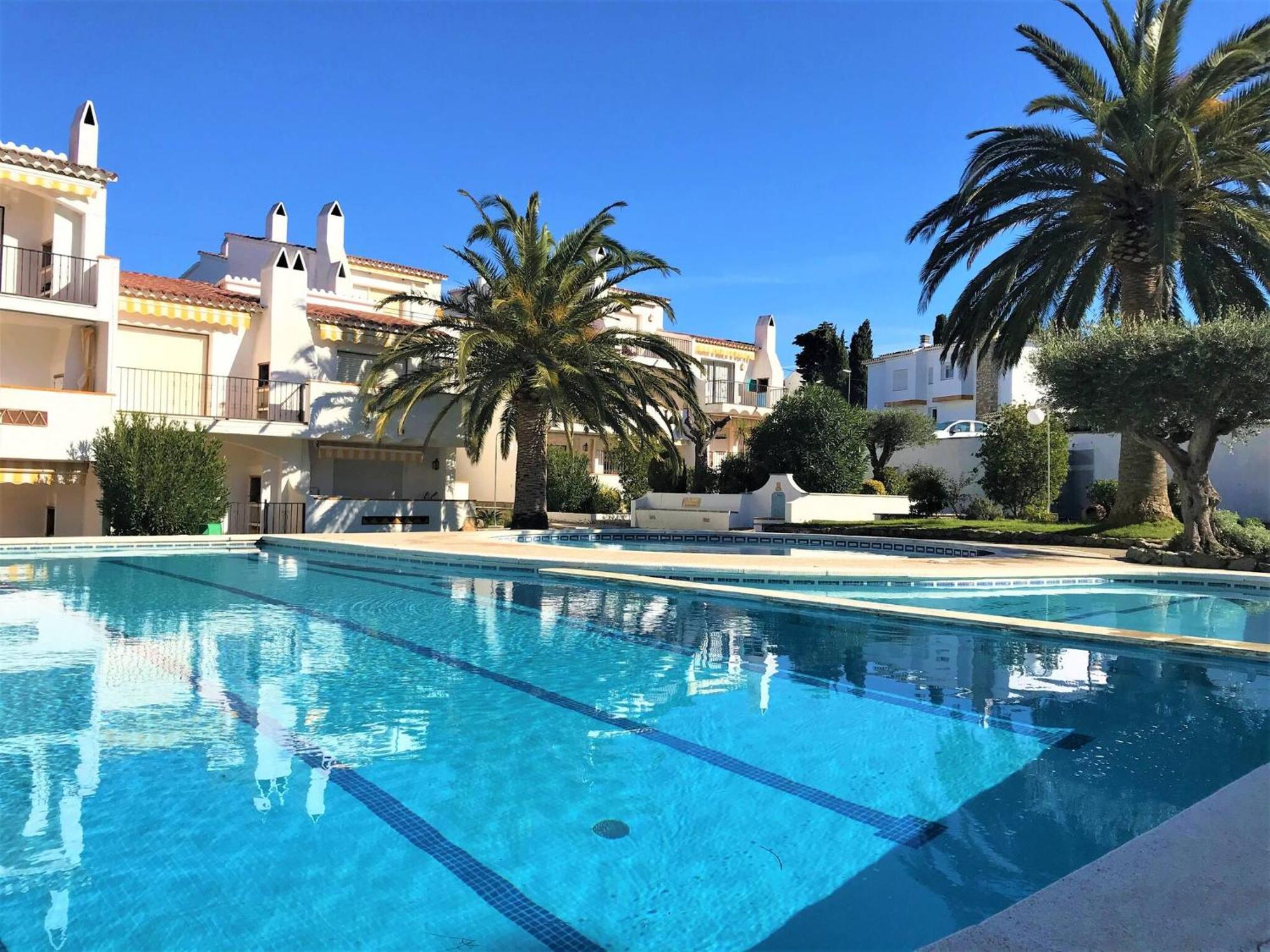 Apartamento En Roses Parking Y Piscina Comunitaria Av-54 Exterior photo